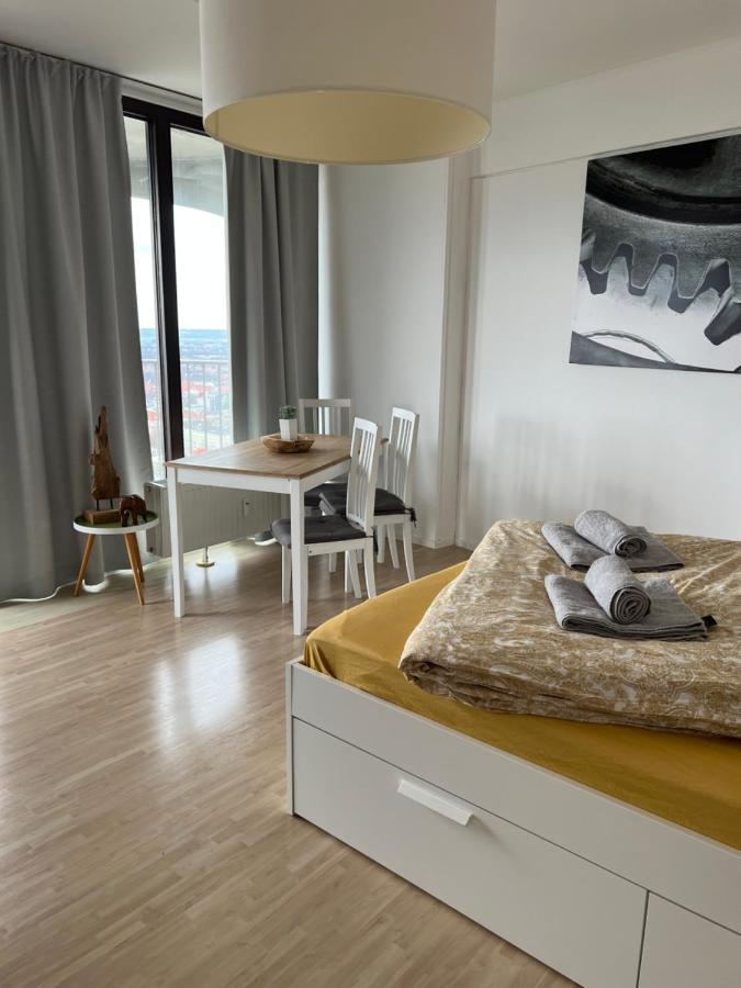 Cityapartment Im 33. Stock Augsburg Kültér fotó